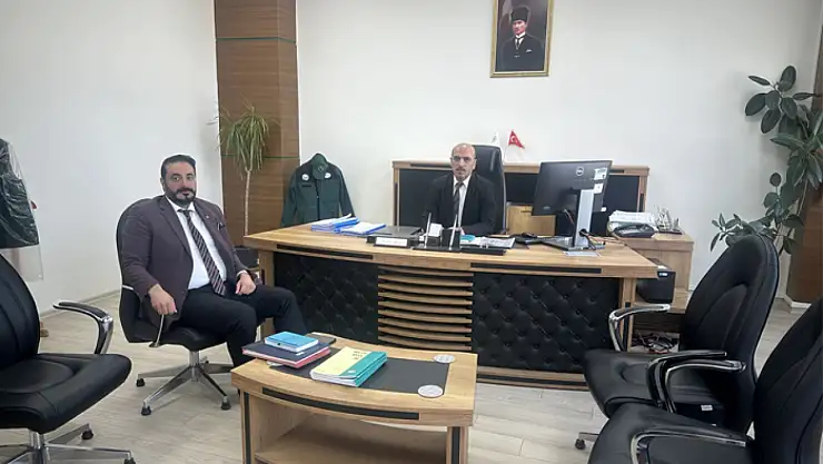AK Partili Başkan Sercan Bayer, Başkale'nin sorunlarını çözmek için çalışıyor
