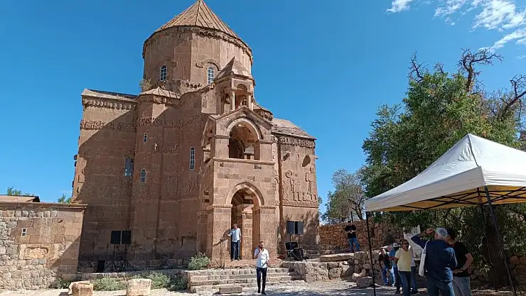Akdamar'da 11. Ayin