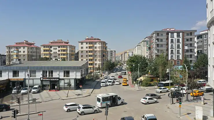 Altaylı ve Oğuz Caddeleri yenileniyor