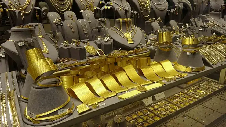 Altını alan değil satan daha fazla