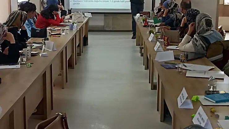 Anne ve bebek ölümlerini azaltmaya yönelik eğitim Van'da gerçekleştirildi
