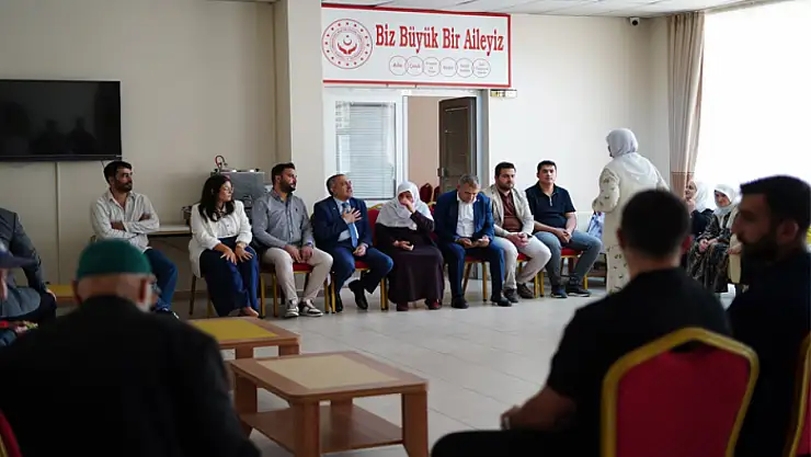 Arvas'tan huzur evine bayram ziyareti