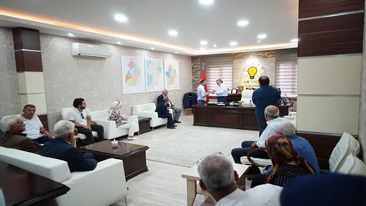 Arvas, vatandaşlarla buluştu