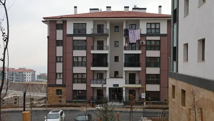 Asrın inşasında, Elazığ'da 12 bin konut yapıldı