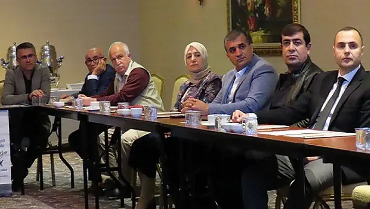 Atatürk Lisesi mezunları dernek kurdu