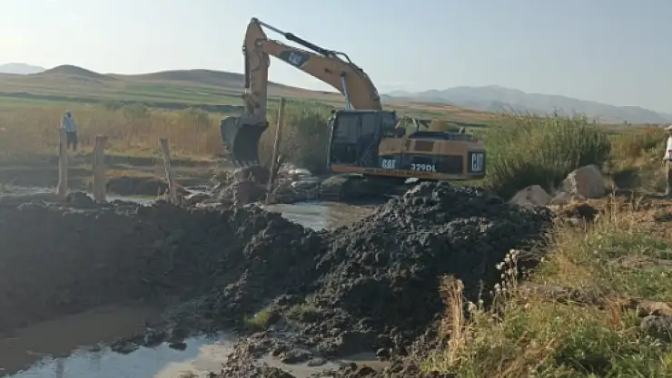 Atlılar ve Savaş Mahallelerinde yeni sulama kanalları yapıldı