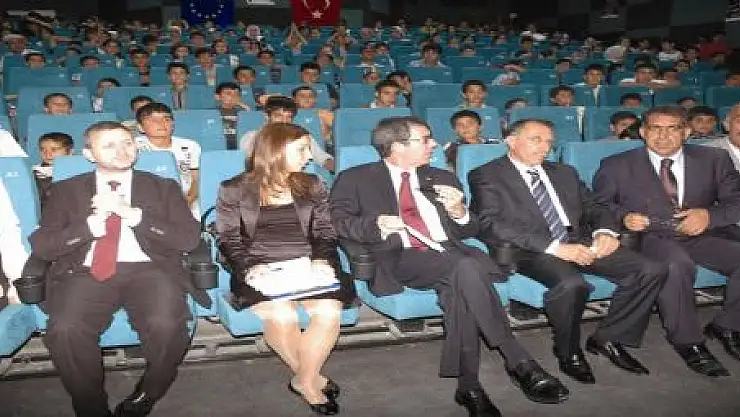 ÇOCUK FİLMLERİ FESTİVALİ BAŞLADI