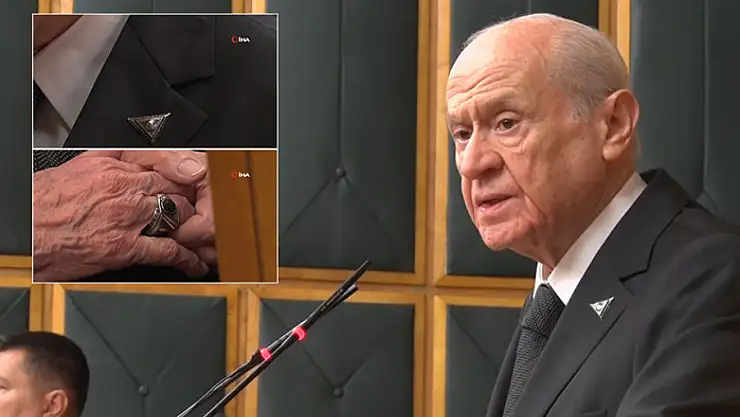 Bahçeli'nin grup toplantısında taktığı rozet ve yüzük dikkat çekti