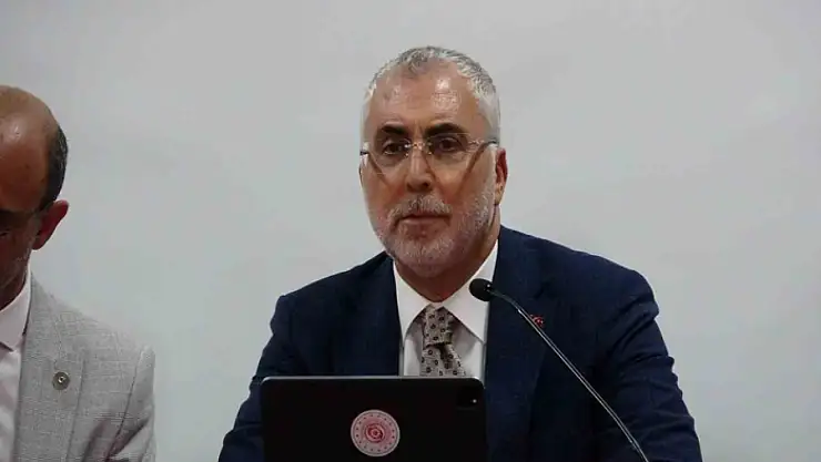 Bakan Işıkhan: 20 çeyrektir kesintisiz büyüme başarımızı sürdürdük