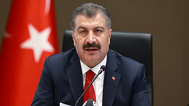 Bakan Koca'dan Küçükçekmece'de çöken binayla ilgili açıklama