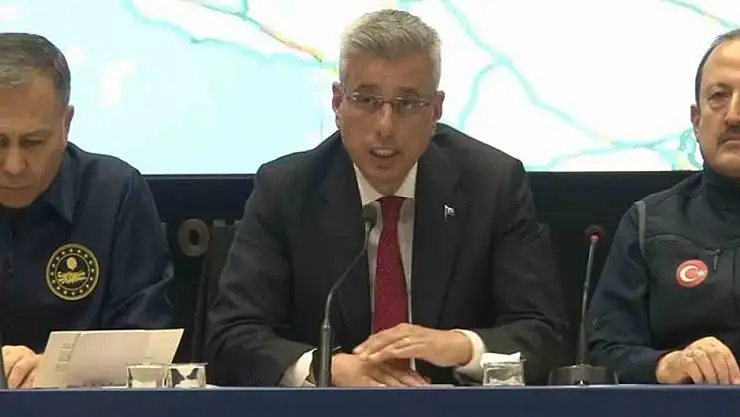 Bakan Memişoğlu: 'Tüm hastanelerimizde hizmetlerimiz kesintisiz sürüyor'