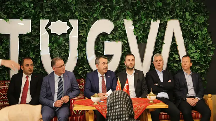 Bakan Tekin'den TÜGVA Van İl Temsilciliği'ne ziyaret