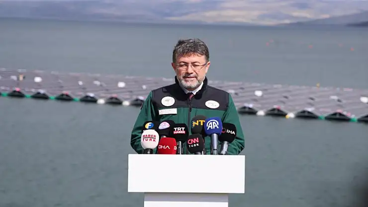 Bakan Yumaklı, Yüzer GES Projesini inceledi