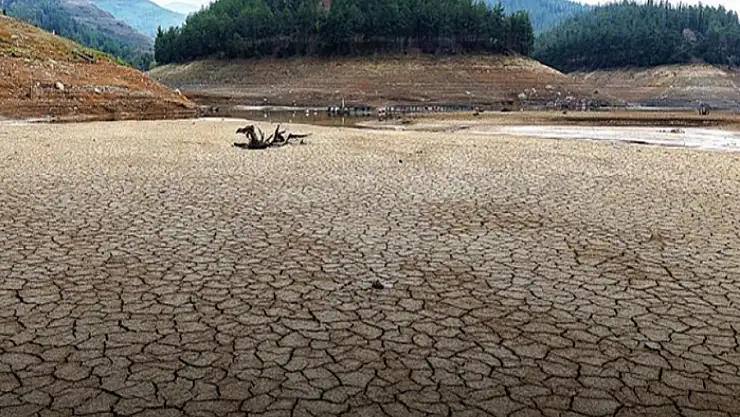 Barajlarda susuzluk alarm veriyor