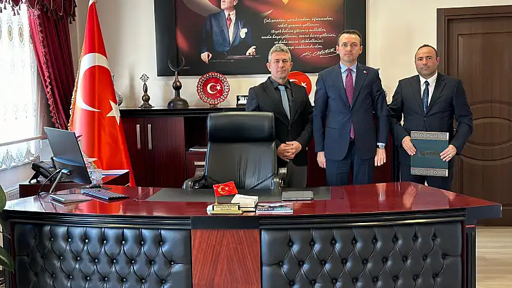 Başarılı personele Kaymakam Bakan'dan teşekkür