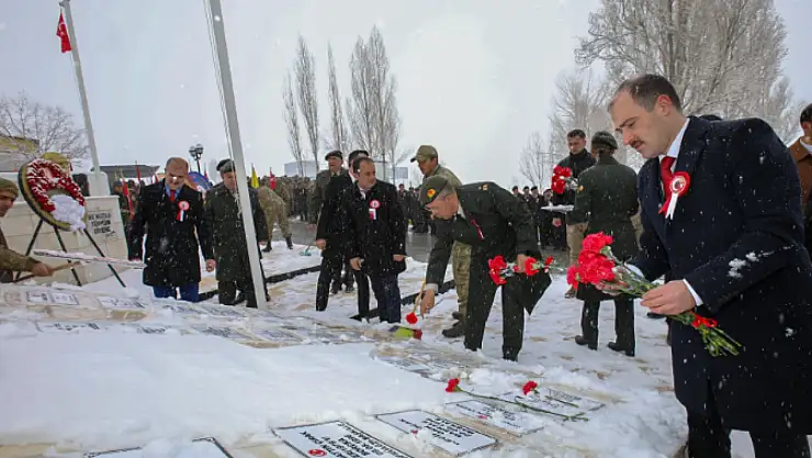 Başkale'de 18 Mart Çanakkale Zaferi ve Şehitleri Anma Günü kutlandı