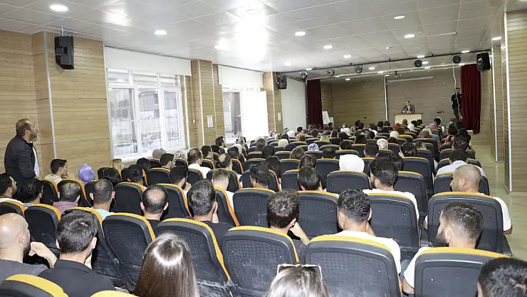 Başkale'de 2024 Haziran dönemi mesleki çalışma semineri düzenlendi