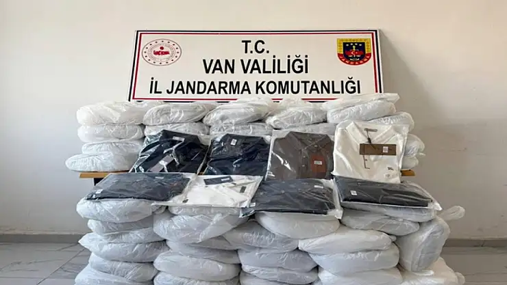Başkale'de gümrük kaçağı malzemeler ele geçirildi