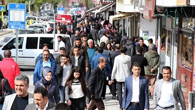 Başkan adayları çalışmalarına hız verdi