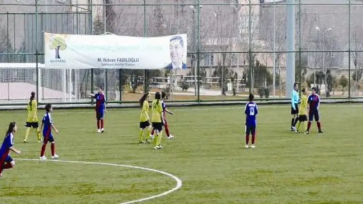 Bayanlar Yarı Final Grup Maçları Başladı