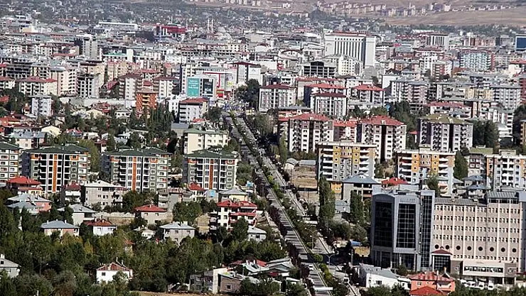 Belediye başkan adayları çalışmalarını sürdürüyor