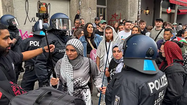 Berlin polisinden Filistin'e destek gösterisine sert müdahale