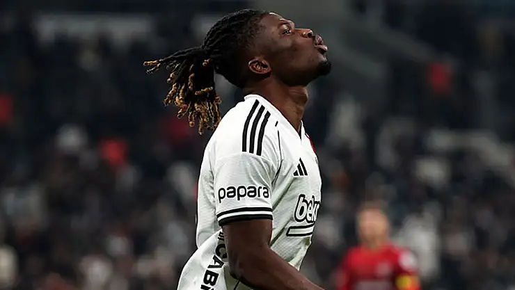 Beşiktaş büyük maçlarda skoru koruyamıyor