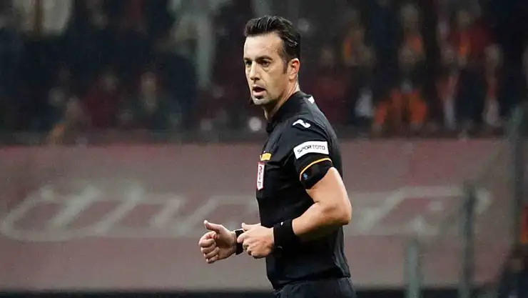 Beşiktaş - Fenerbahçe derbisinin VAR hakemi açıklandı