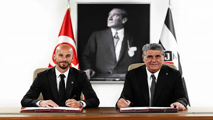 Beşiktaş, Vaclav Cerny ile sözleşme imzaladı