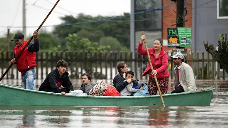 Brezilya'yı vuran selde can kaybı 37'ye yükseldi