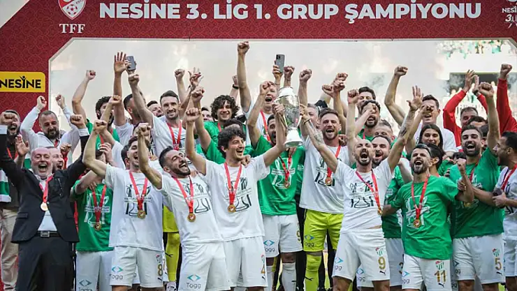 Bursaspor'da 8 futbolcunun sözleşmesi sona eriyor