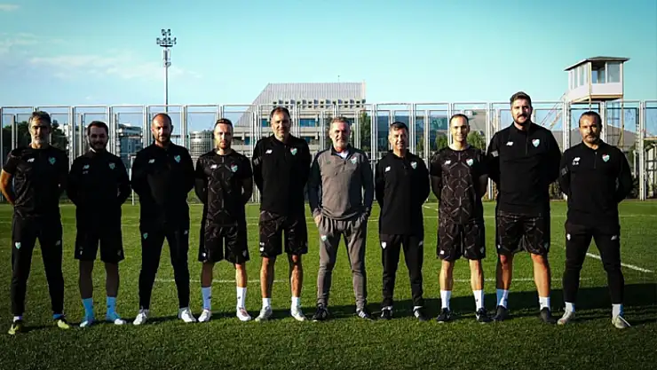 Bursaspor'da Tahsin Tam'ın ekibi belli oldu