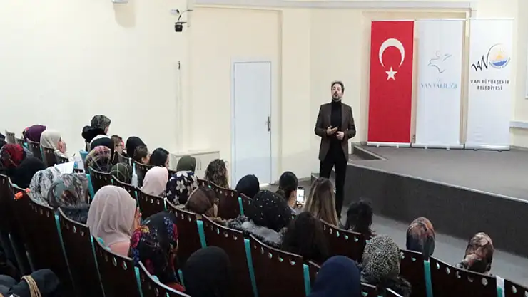 Büyükşehir'den yaşlılara saygı haftası etkinliği