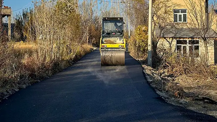 Büyükşehir Dereağzı Mahalle yolunu asfaltladı