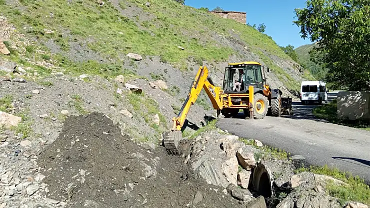 Büyükşehir'in çalışmaları sürüyor