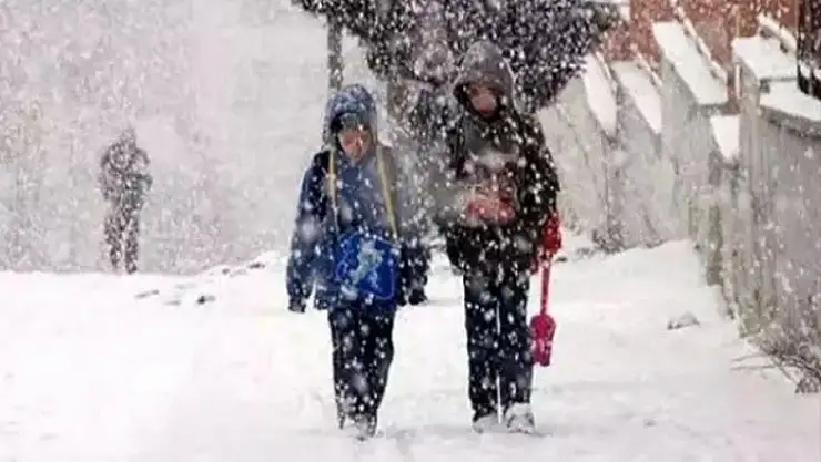 Çaldıran'da eğitime 1 gün ara