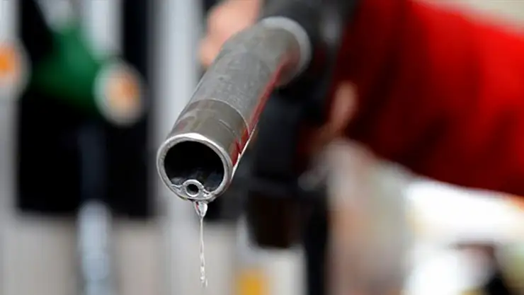 Çalışanlar benzin istasyonunu yaklaşık 7 milyon 350 bin lira dolandırdı