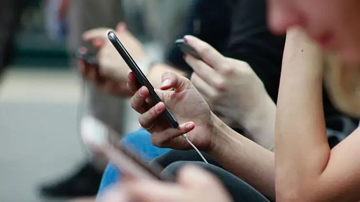 Cep telefonunda bu uygulamayı kullananlar banka uygulamalarına erişemiyor