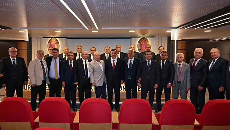 Cumhurbaşkanı Yardımcısı Yılmaz, TESK Başkanı Palandöken ile görüştü