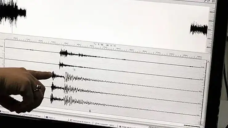Deprem oldu! Derinlik 11.22 km