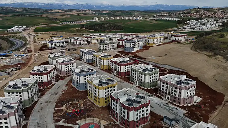 Depremzedeler için yapılan TOKİ konutlarında sona gelindi