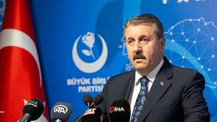 Destici: Size helal olan nükleer, İslam ülkelerine yasak mı?