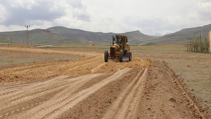 Doğanlar Mahallesi'nde yol çalışması