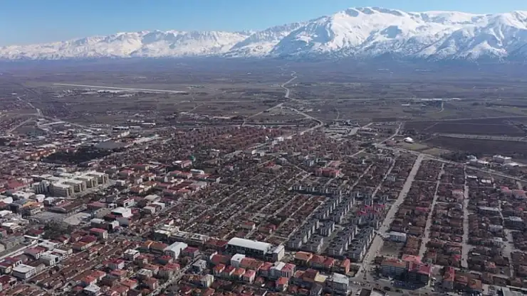 Doğu'da güneş yüzünü gösterdi