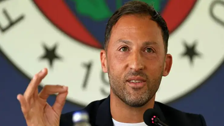 Domenico Tedesco ilk derbisine çıkacak