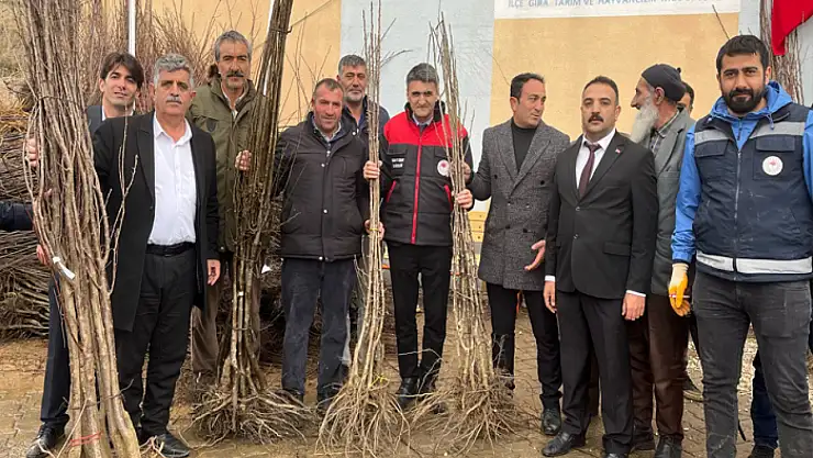 Dr. Şişman'dan Çaldıran İlçe Tarım Müdürlüğü'ne ziyaret