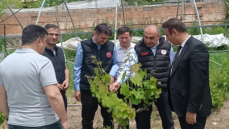 Dr. Şişman'ın Erciş ziyareti