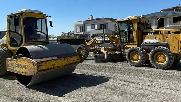 Edremit Belediyesi'nden yol çalışması