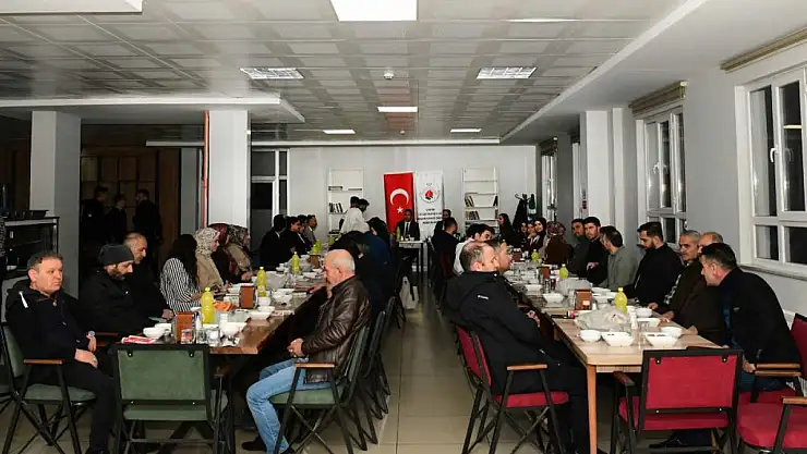 Eğitim camiası iftar yemeğinde buluştu