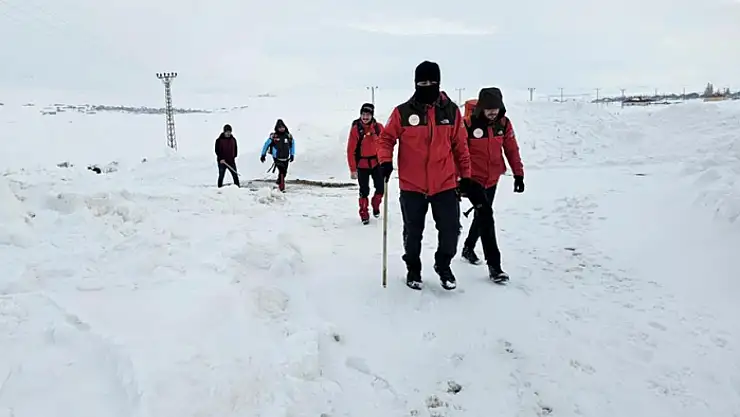 Ekipler, hamile kadın için seferber oldu